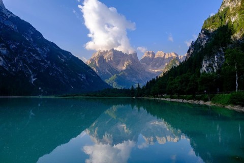 Lake Dürrensee, in front of Monte Cristallo, Dolomites, South Tyrol, Trentino, Italy