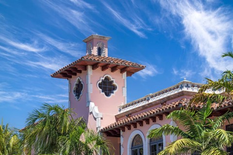 Fort Lauderdale, Las Olas Boulevard, travel attraction with shops, restaurants and entertainment