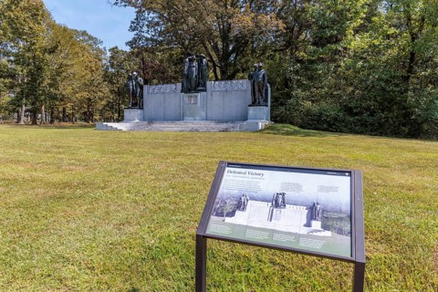 Confederate Memorial erected by the Daughters of the Confederacy at Shiloh Military Park in