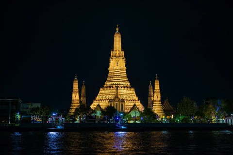 Wat Arun, night shot, Bangkok, Thailand