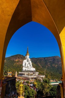 Round arch pavilion, the five-headed Buddha statue at the back, Wat Phra That Sorn Kaew Buddhist