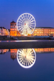 Banks of the Rhine, Castle Tower and Ferris Wheel, Düsseldorf, North Rhine-Westphalia, Germany