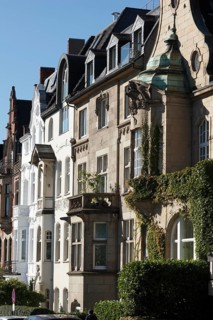 House facades in Oberkassel Kaiser-Wilhelm Ring, Düsseldorf, North Rhine-Westphalia, Germany