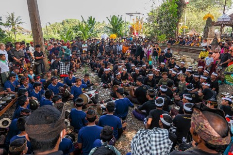 Orchestra at a cremation in Gianyar, Ubud, Bali, Indonesia