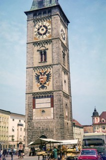 Stadtturm Enns, Enns City Tower, street market in Hauptplatz main square, Enns, Austria, Europe