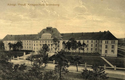 Historical postcard around 1900, Bromberg, Prussian War School, today Bydgoszcz, in the Polish