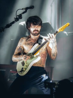 Singer Simon Neil from Biffy Clyro live on Futique Tour 2026 in Berlin's Max-Schmeling-Halle on 16