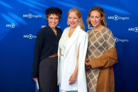 Kristin Suckow, Jasmin Schwiers, Sina Tkotsch, BLUE HOUR, Photo Call, Hotel Telegraph Office,