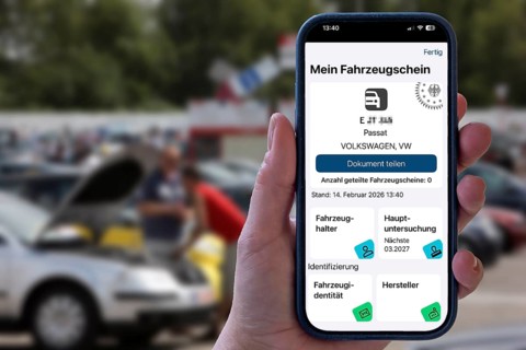 Symbolic image, digital vehicle license, in the i-car app of the Federal Motor Transport Authority,
