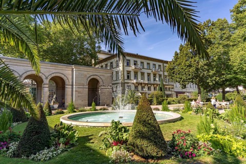 Fountain in the spa garden and arcade construction in the state spa Bad Kissingen, Lower Franconia,