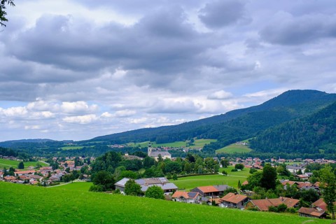 View of St. Georg Church, Ruhpolding, from Adlerhügel, Chiemgau, Upper Bavaria, Bavaria, Germany