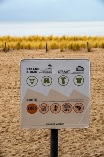 Winter break, on the Zeedijk-Knokke, beach promenade in Knokke-Heist, commandment sign, prohibition