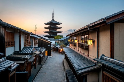 Yasaka dori historic street in the old town with traditional Japanese houses, five-story Yasaka