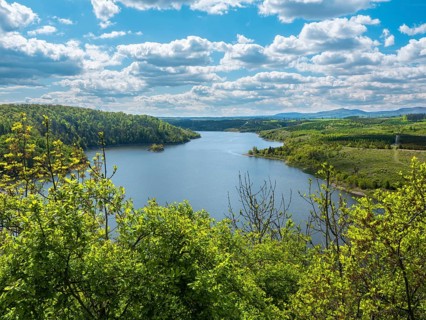 View of the Rappbode Reservoir in the Harz Mountains, Wendefurth, Saxony-Anhalt, Germany