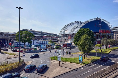 Large tent Musical Dome, general architecture, lantern, main station, roads, lanes, central island,