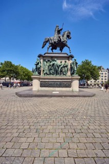 Frederick William III of Prussia monument, equestrian statue, general architecture, buildings,