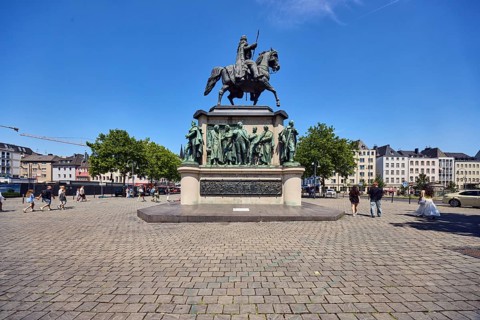 Frederick William III of Prussia monument, equestrian statue, general architecture, buildings,