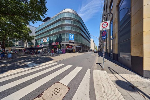 Parking garage, HECON Car Parking GmbH, modern architecture, commercial building, pedestrian area,