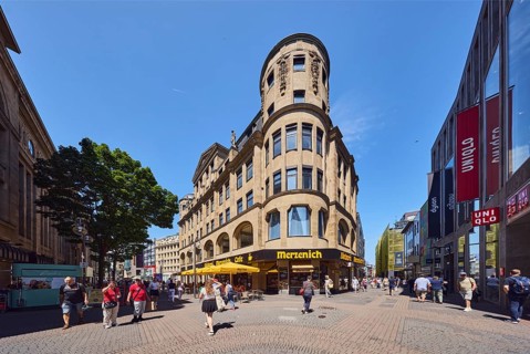 Historic commercial building Palatium, architect Wilhelm Kreis, sandstone building material,