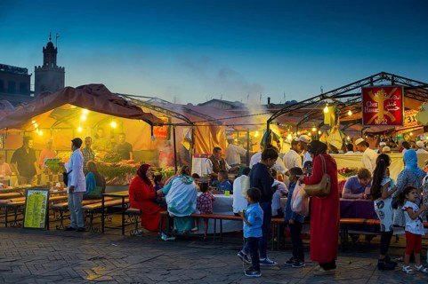 Food stalls on Place Djemma el-Fna, Gauklerplatz, UNESCO World Heritage Site, Blue Hour, Marrakech,