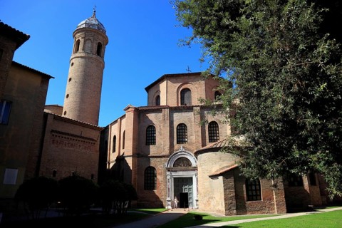 Basilica Basilica of San Vitale, is one of the most important church buildings of the late