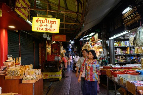 Bangkok, Thailand. February 18th 2025. A sign for a Chinese Tea Shop in a side alley along Yaowarat