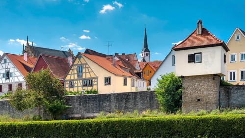 City wall, church defence tower, defensive tower, residential tower and half-timbered houses in