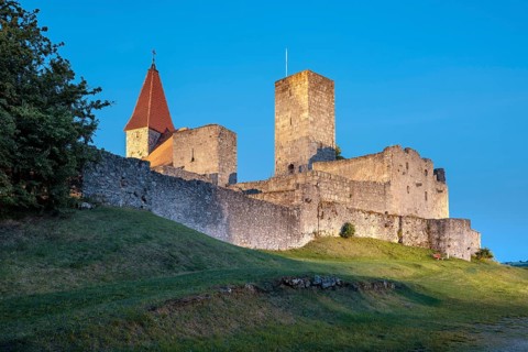 The illuminated Leuchtenberg Castle at dusk, Leuchtenberg, Upper Palatinate, Bavaria, Germany
