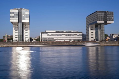 Rhein, Kranhaus Süd und Kranhaus 1, Rheinauhafen, Cologne, North Rhine-Westphalia, Germany