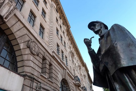London, England, UK. 9th July 2022. Statue of Sherlock Holmes by the sculptor John Doubleday, close