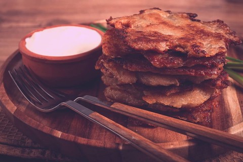 Potato pancakes, pancakes with sour cream, Belarusian dish, homemade, no people