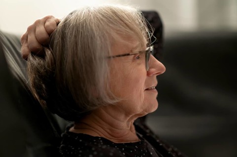 Elderly woman, portrait, profile, relaxed, friendly, gray hair, glasses, Stuttgart,