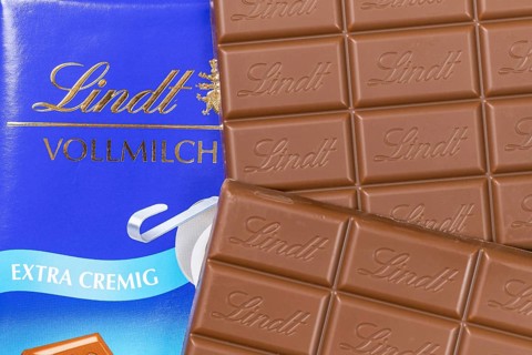 Lindt Schokolade Swiss chocolate bar chocolates with logo in Stuttgart, Germany
