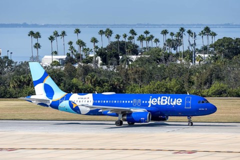 A JetBlue Airways Airbus A320 aircraft with license plate N796JB at Tampa airport, USA