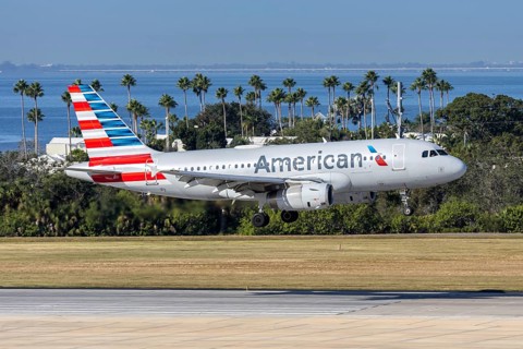 An American Airlines Airbus A319 aircraft with license plate N820AW at Tampa airport, USA