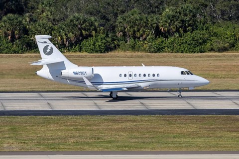 A LJ Aviation Dassault Falcon 2000EX private jet aircraft with license plate N623CT at Tampa
