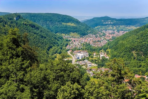 View of Lichtenstein Castle, view of the Echaz Valley and Lichtenstein-Unterhausen, Albtrauf,