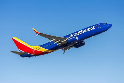 A Southwest Airlines Boeing 737-800 aircraft with license plate N8571Z at Phoenix airport, United
