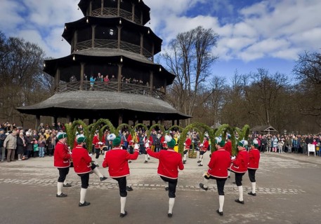 Schaeffler dance in 2026 in the English Garden, behind the Chinese Tower. The event takes place