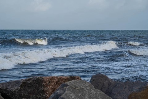 Surf on the coast, Hankenufer, Lohme, Jasmund, Rügen, island, Baltic Sea, Mecklenburg-Western