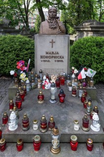 Grave of Polish author Maria Konopnicka, 1842-1910, Lützenhofer cemetery Lychakivsky cemetery,