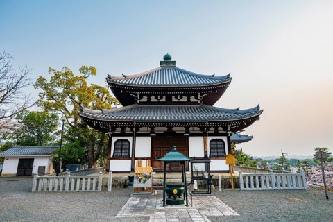 Nokotsudo in the evening light, Buddhist temple, Konkai-Komyoji temple, Kyoto, Japan