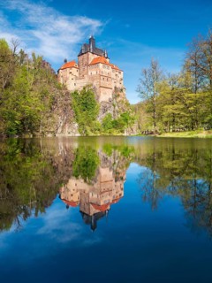 Kriebstein Castle near Mittweida, reflection in the Zschopau River, Kriebstein, Saxony, Germany