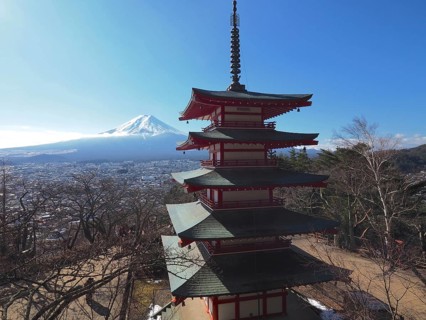 Panoramic view of Chureito Pagoda and snow-capped Mount Fuji in the distance, Kawaguchiko, Japan
