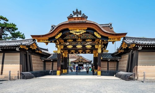 Kara-mon decorated gate, former imperial villa, Nijo Castle, Kyoto, Japan