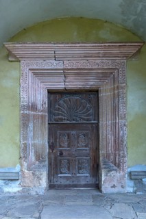 Entrance portal of the late Gothic three-nave hall church, 15th century, Birthälmer fortified