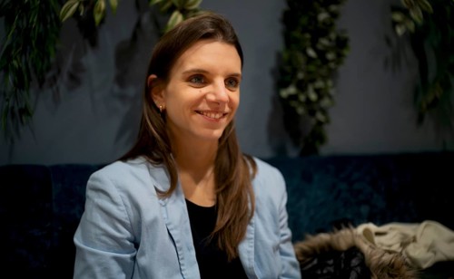 Young woman, portrait, brunette smiling, Stuttgart, Baden-Württemberg, Germany
