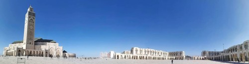 Extensive panorama of an impressive mosque with clear skies Casablanca, Morocco