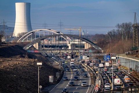 Traffic jam on the A43 motorway near Herne, heading north, in front of the barrier system, the