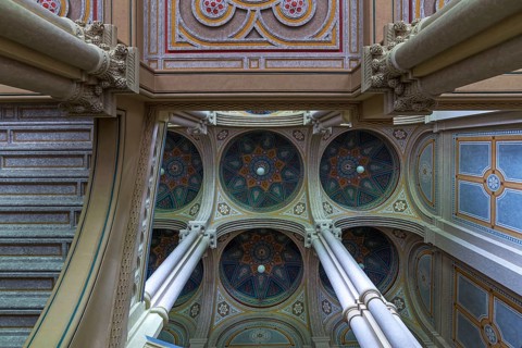 Staircase of the National Yuri Fedkovych University, founded in 1875, Czernowicz, Ukraine